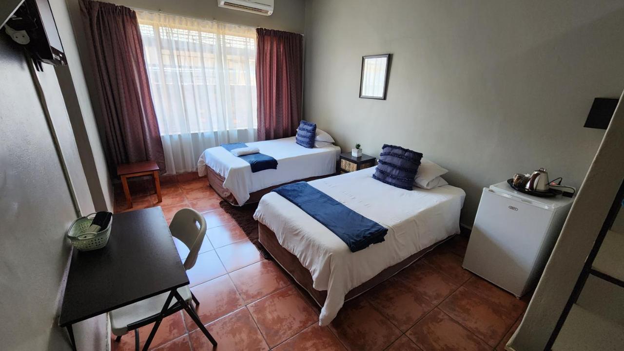 Casa Feliz Hotel Mokopane Exterior photo